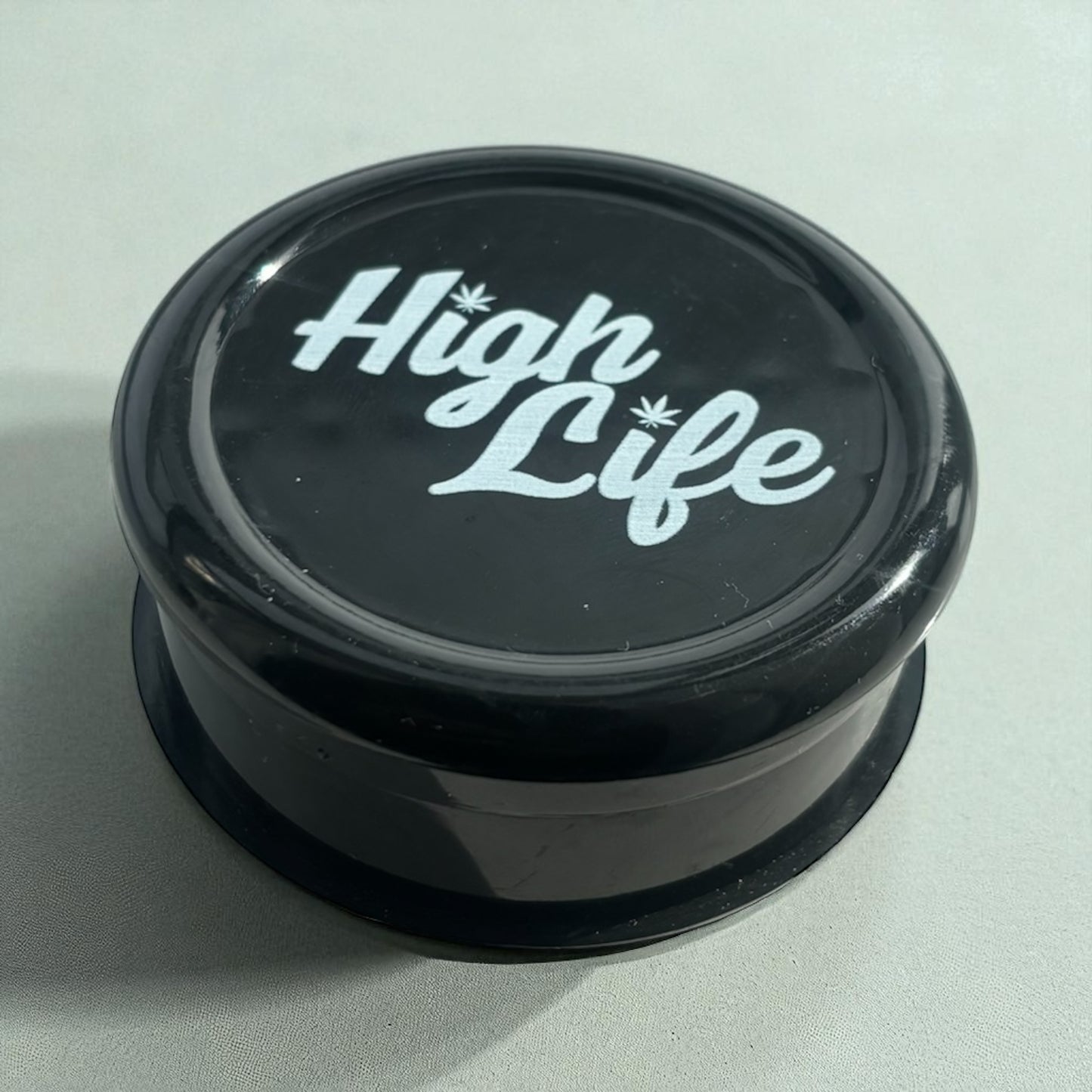 Black High Life Shark Teeth Grinders (3 Parts)